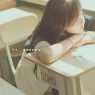 word怎么删除分页符造成的空白页保证页码不变